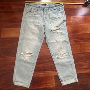 Abercrombie & Fitch Light Wash Straight Boyfriend Distressed Jeans Size 10